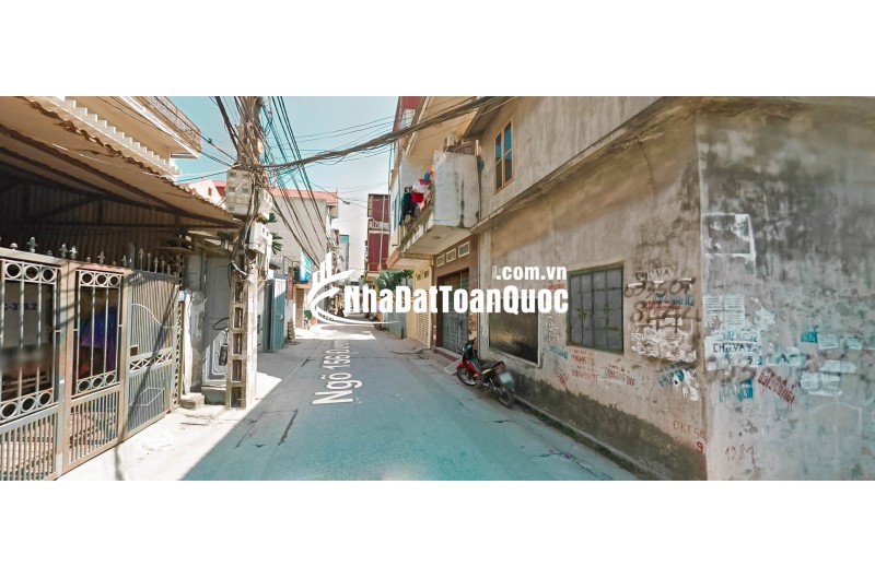 Bán nhà gấp Ngõ 156 Tam Trinh,Hoàng Mai - Diện tích 36m2 - Ôtô đỗ cửa cách 15m - Ngõ thông - Có sân để xe - 1,7 tỷ